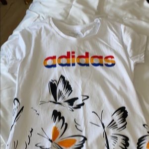 Adidas T-shirt